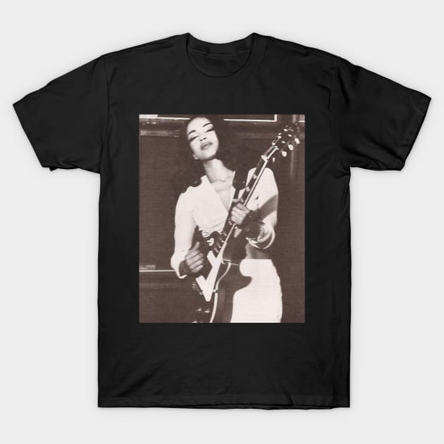 Sade Adu / 1959 T-Shirt by DirtyChais